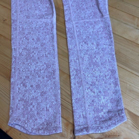 Gymshark Fleur Texture‎ Leggings - Picture 12 of 13